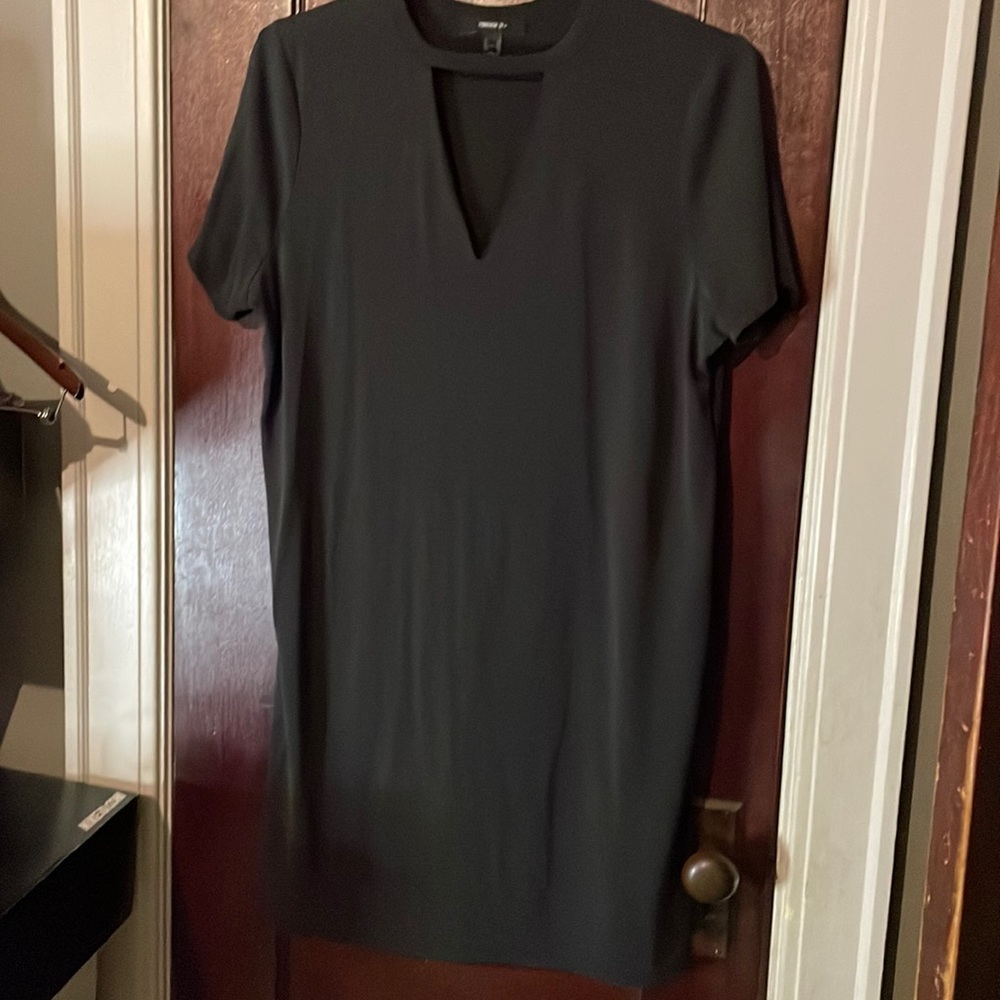 Forever21 v neck T-shirt dress